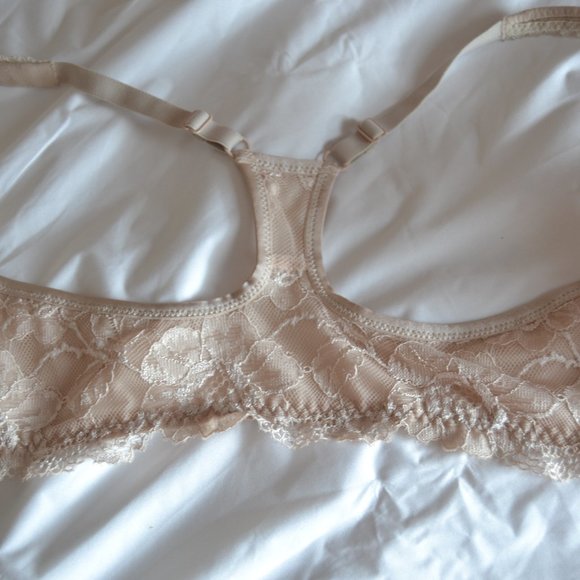 Victoria's Secret nude front closure  Size 34DD  EUC - Picture 7 of 9